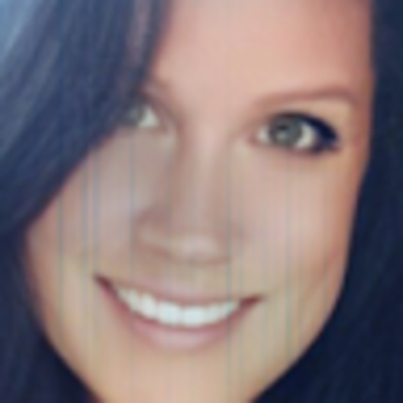 Meet your Posher, Jen - Picture 1 of 1